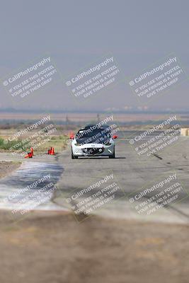 media/Sep-20-2025-Extreme Speed (Sat) [[1fcc23683c]]/Orange (Mid Intermediate)/Session 2 (Sunrise)/